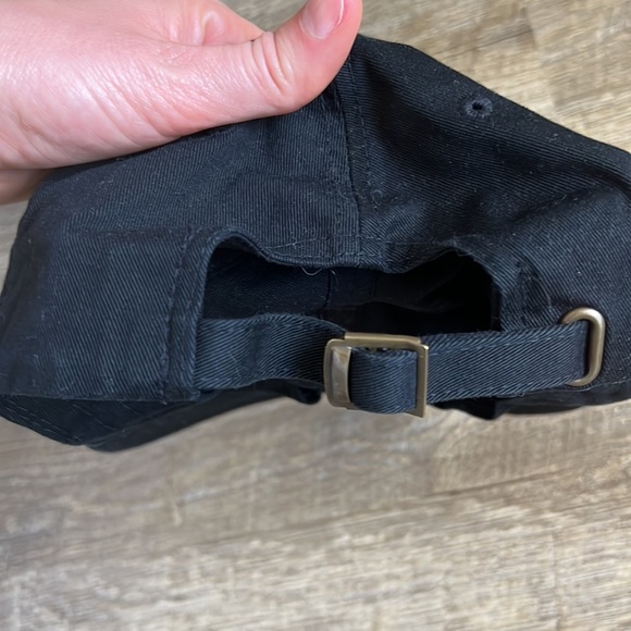 VIVA LA BONITA Black & Gold Hoop Queen Cap - Picture 3 of 4